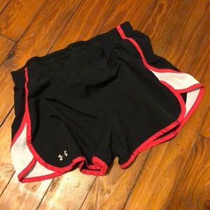 3 for $12!! Under Armour Shorts 💜 EUC